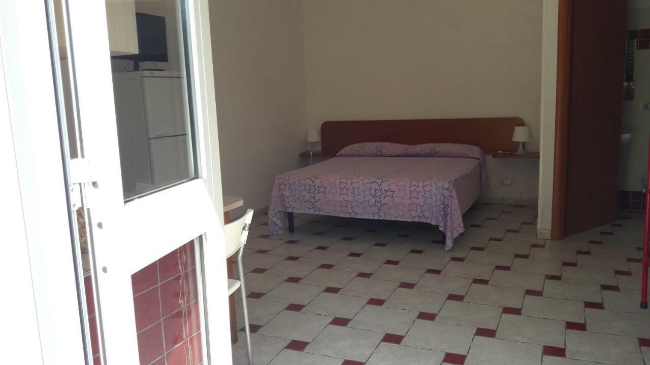 Casa Vacanze Mare E Ulivi 新福卡 外观 照片